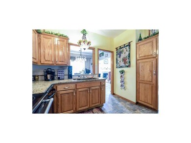 5810 Park Cir, Shawnee, KS 66216 - photo 3