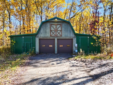 The barns utilities and great storage space or work area