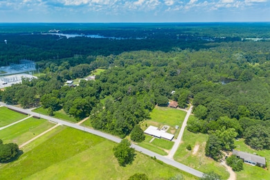 627 Cole Road-4