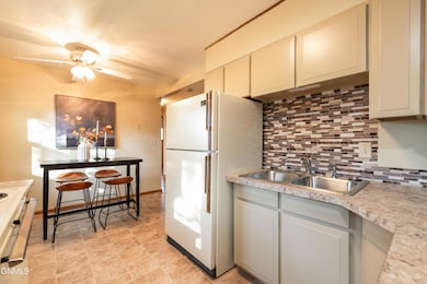 719 N 27th St, Bismarck, ND 58501 - photo 7