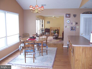 68 Logan Cir unit C2, Strasburg, VA 22657 - photo 5