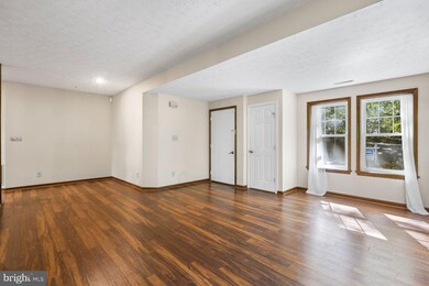 23325 Laurel Hill Dr, California, MD 20619 - photo 6