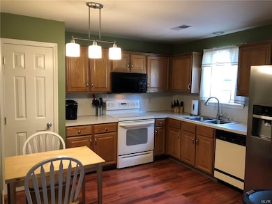 2541 Brader St, Bethlehem, PA 18020 - photo 3