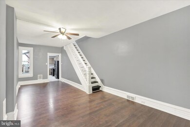 1053 Moss St, Reading, PA 19604 - photo 6