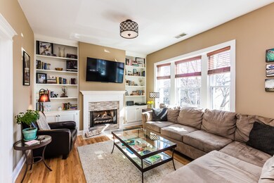 1650 W Rascher Ave unit 2E, Chicago, IL 60640 - photo 2