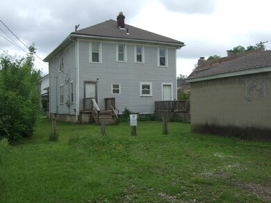 205-7 Brehl rear view and 2 car garage