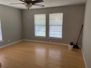 410 E Beech St, Celina, TX 75009 - photo 4