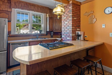 305 W Upright Ave, Charlevoix, MI 49720 - photo 7