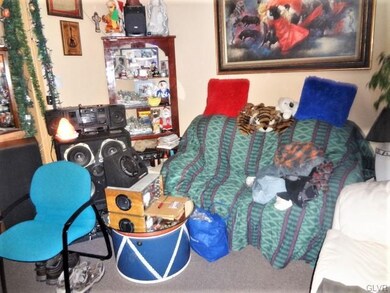 22 S Westbrook Ave, Pen Argyl, PA 18072 - photo 5