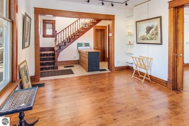 914 U S 31, Elk Rapids, MI 49629 - photo 5