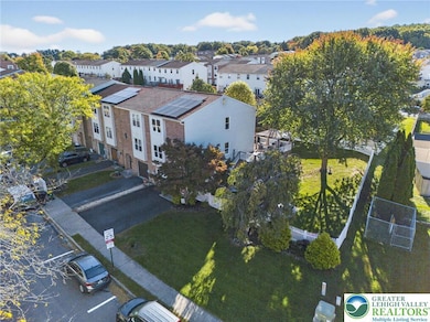 354 W 2nd St, Alburtis, PA 18011 - photo 3