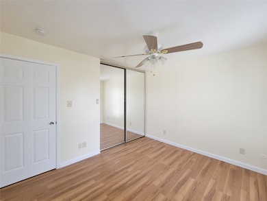 6401 Deihl Rd unit 205, Houston, TX 77092 - photo 7