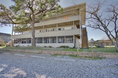 420 1st St 3B, Sunset Beach