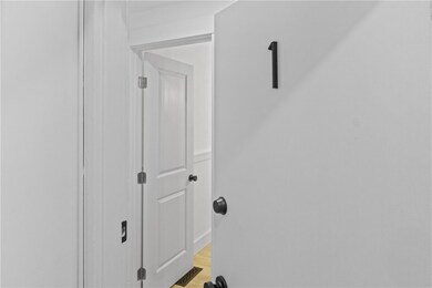 13 Sherman St, Newport, RI 02840 - photo 7