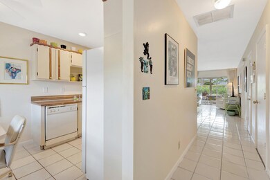 5200 Privet Place unit 322, Delray Beach, FL 33484 - photo 2