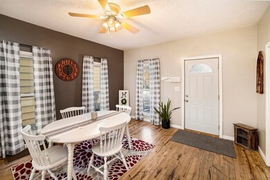 Can be used as a dining area or family room