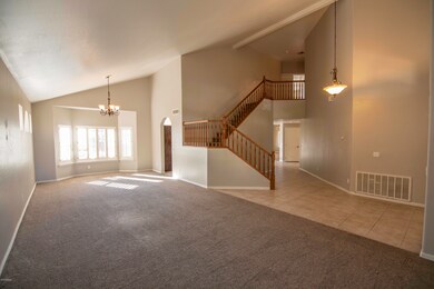 04 Living room