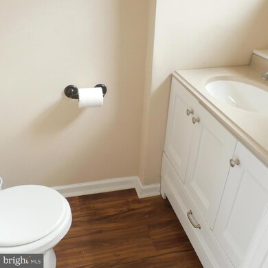 133 Bishop Dr, Aston, PA 19014 - photo 5