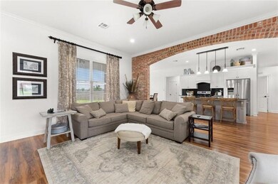 5866 E Kayleigh Ln, Lake Charles, LA 70605 - photo 4