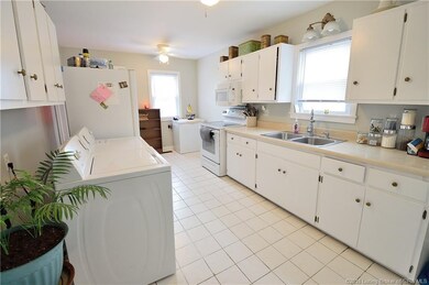 1514 Ekin Ave, New Albany, IN 47150 - photo 7