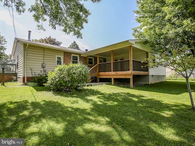 139 Meadowbrook Dr, Stephens City, VA 22655 - photo 2