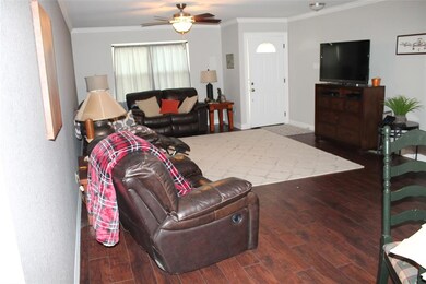 1217 Norwood Dr, Hurst, TX 76053 - photo 3