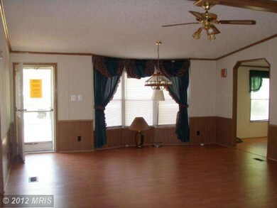 1501 Flanders Ln, Harwood, MD 20776 - photo 3