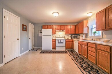 7 Tanner St, South Portland, ME 04106 - photo 4