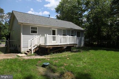 167 Wakefield Dr, Colonial Beach, VA 22443 - photo 4