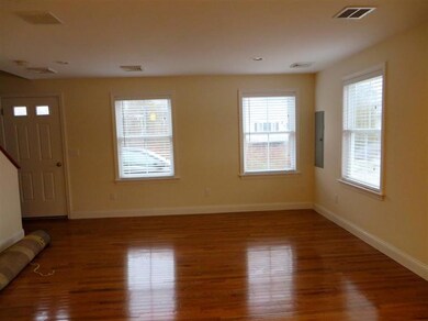 11 Off Conwell St, Provincetown, MA 2657 - photo 5