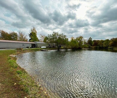 1711 S 1st St, Fairfield, IL 62837 - photo 4