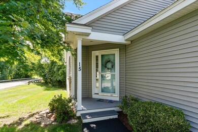 15 Johnston Cir, Litchfield, NH 03052 - photo 4