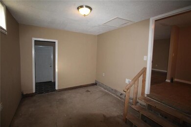 3319 E Gregory Blvd, Kansas City, MO 64132 - photo 5