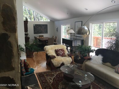 909 Greenway Dr, Jacksonville, NC 28546 - photo 7