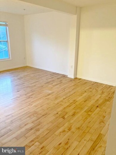 8513 Pine Meadows Dr, Odenton, MD 21113 - photo 3