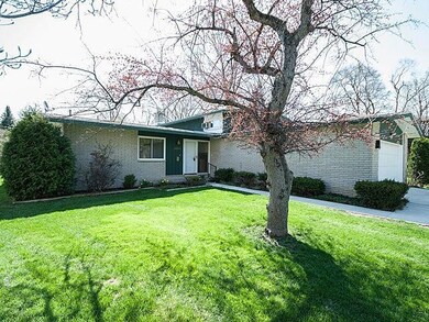 2642 Page Ct, Ann Arbor, MI 48104 - photo 2