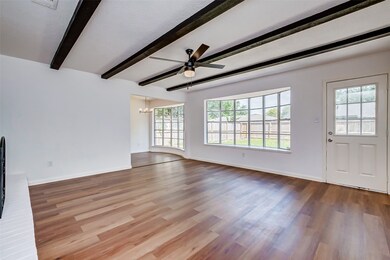 16727 Forest Bend Ave, Friendswood, TX 77546 - photo 3