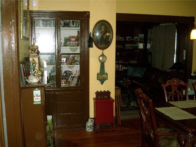 346 Pawtuxet Ave, Warwick, RI 02888 - photo 4