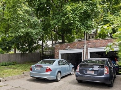 25 Bartlett Crescent unit 1, Brookline, MA 02446 - photo 4