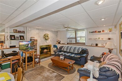 20 Selma St, Cranston, RI 02920 - photo 7