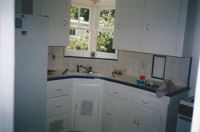 2218 Cambridge 2