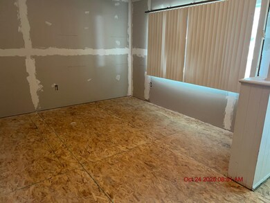 1013 W 12th St, Goodland, KS 67735 - photo 3