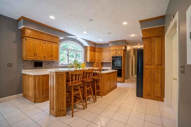 19 Oak Ridge Dr, Atkinson, NH 03811 - photo 7