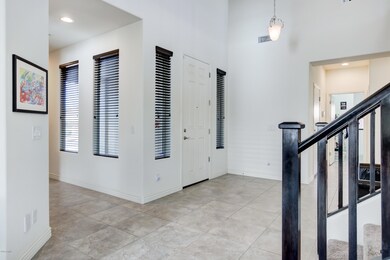 2591 E Daniel Dr-7