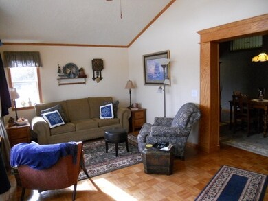 5504 SW Ridgecrest Cir, North Platte, NE 69101 - photo 7