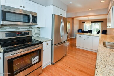 130 Bodman Place unit 16, Red Bank, NJ 07701 - photo 4