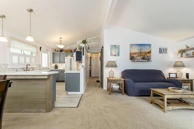 631 Raleigh Dr, Columbus, OH 43228 - photo 7