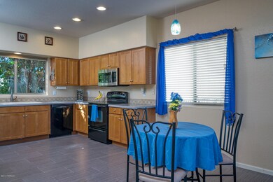 Kitchen/Breakfast Area