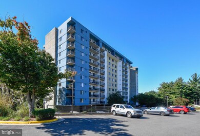 Lakeside Plaza Condominium unit 513, Baileys Crossroads, VA 22041 - photo 3