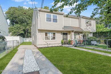 312 Grandview Ave, Staten Island, NY 10303 - photo 3